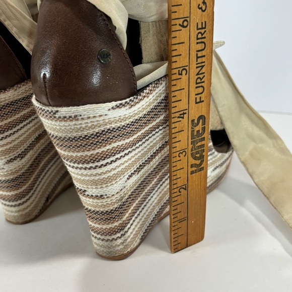 UGG Jules Tan Ribbon Strappy Tie Jute Espadrille Striped Sandals Wedge Sz 10 - Picture 8 of 12